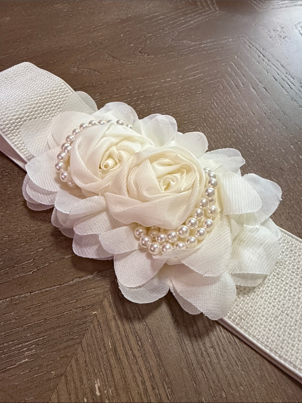 Ivory Floral Pearl Elastic Waist Belt